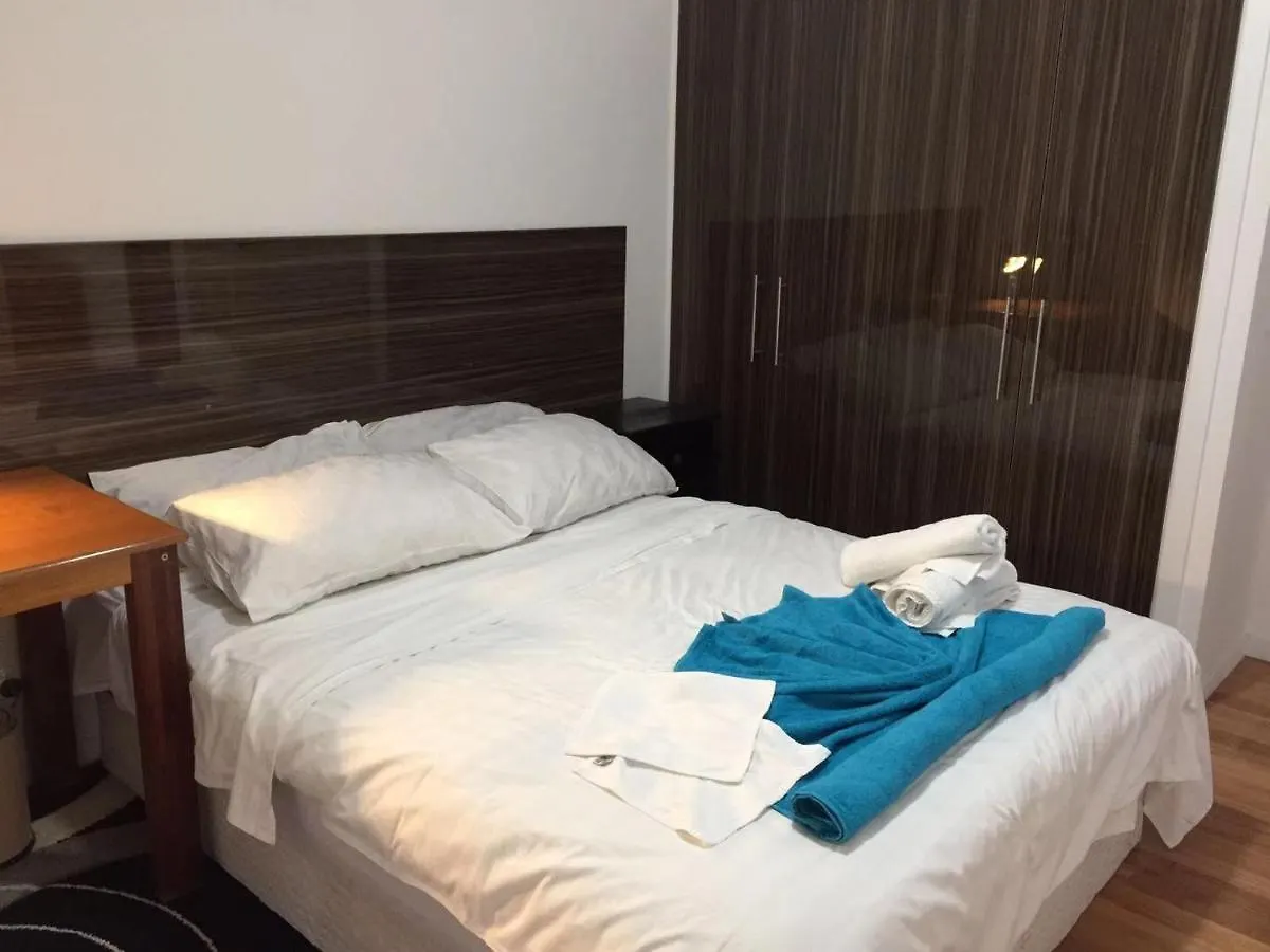 449 Villa Gold Coast 0*,  Australia